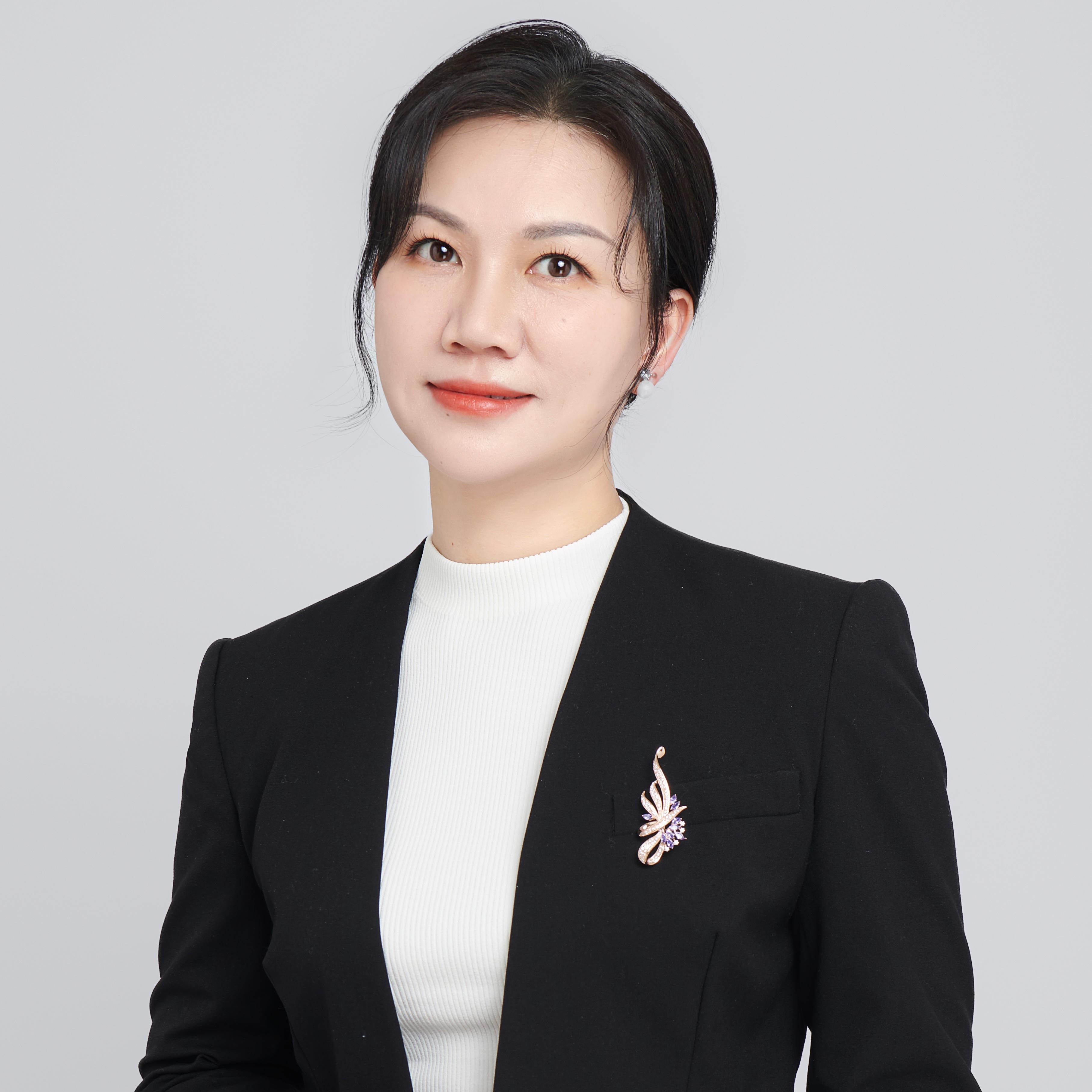 Crystal Huang